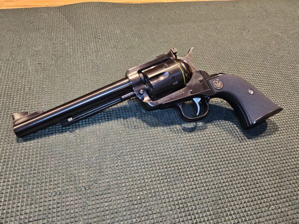 Ruger New Model Blackhawk .357 Mag / .38 SPL